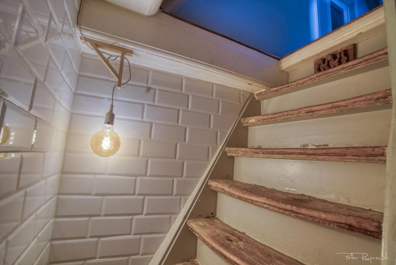 Attic Monkeys Lodge アムステルダム エクステリア 写真